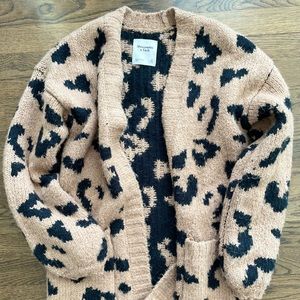 Abercrombie leopard print open front sweater xs